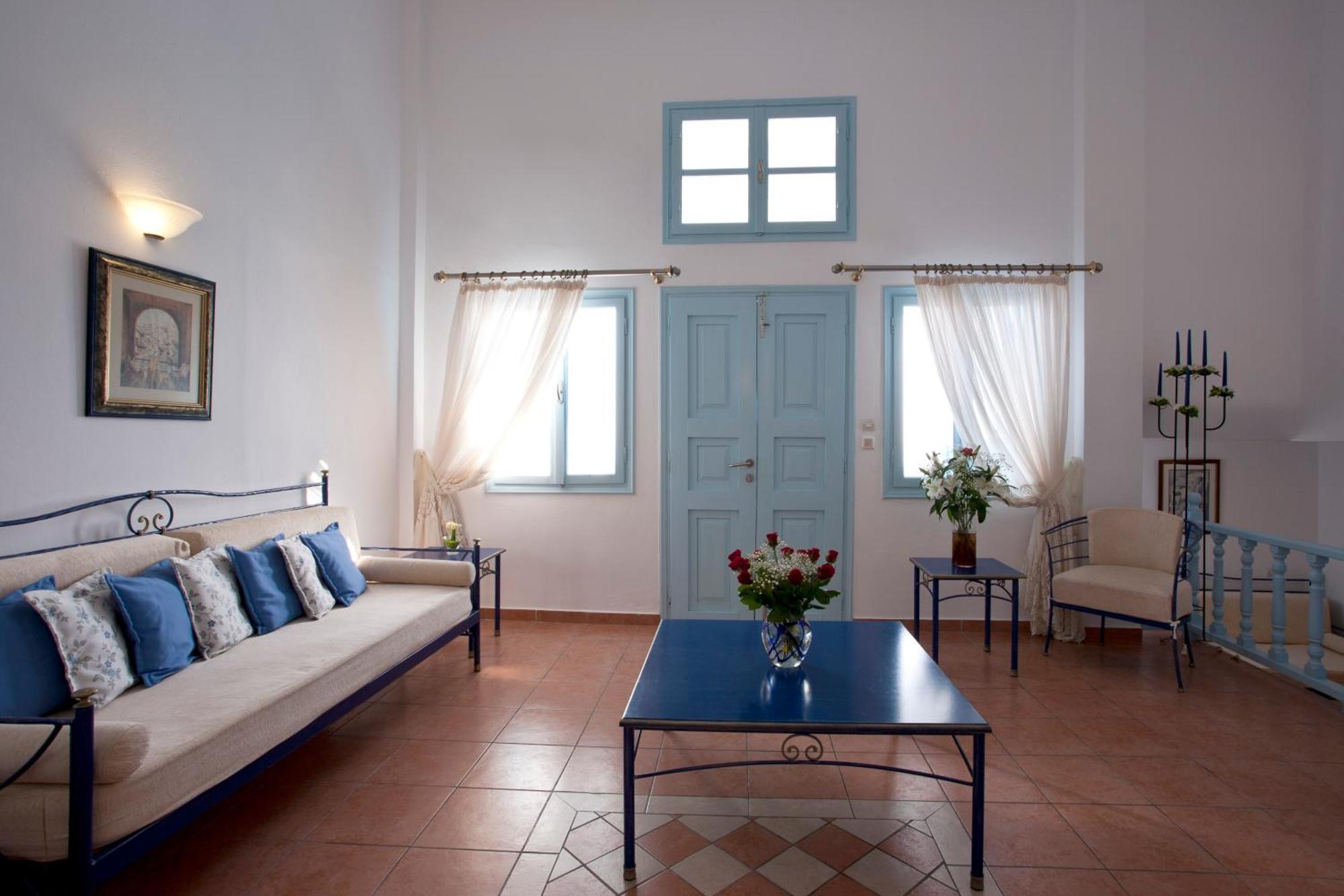 Kastro Suites Fíra Szoba fotó